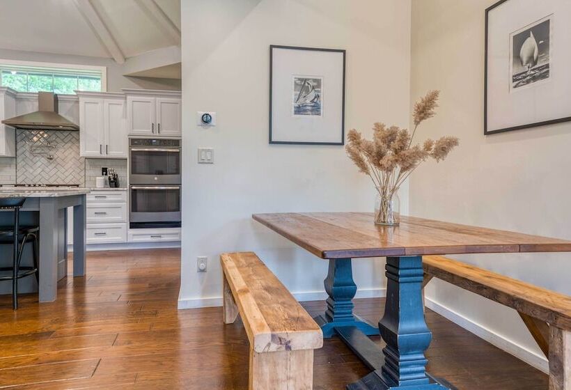 The Mountain House: Windham Retreat W/ Hot Tub!