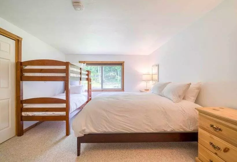 The Mountain House:  Windham Retreat W/ Hot Tub!