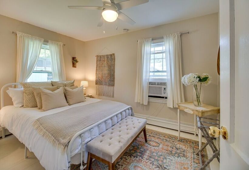 Waterfront Cottage In Piney Point W/ Kayaks!