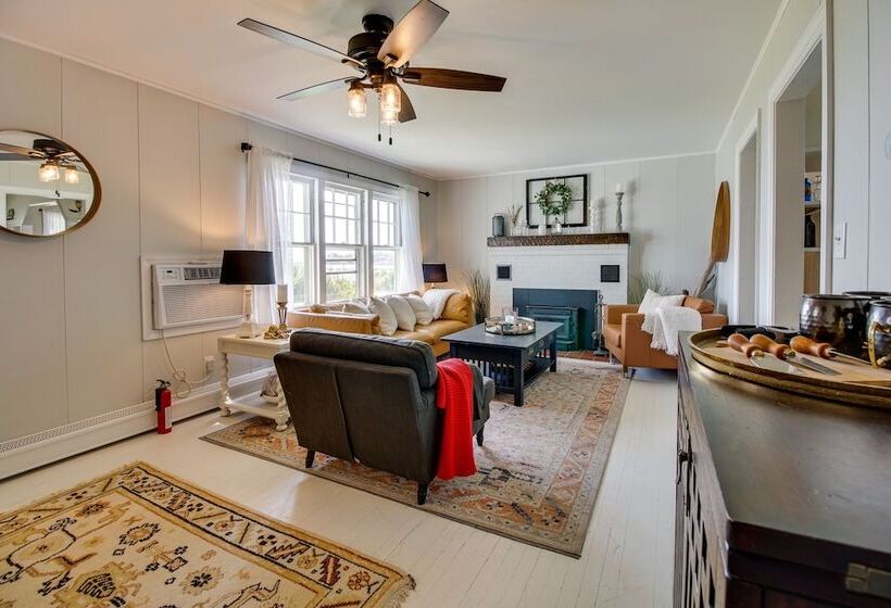 Waterfront Cottage In Piney Point W/ Kayaks!