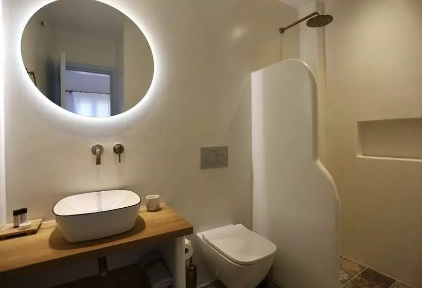 Alsea Seafront Apartments