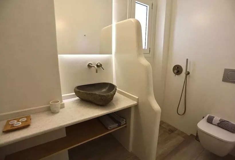 Alsea Seafront Apartments