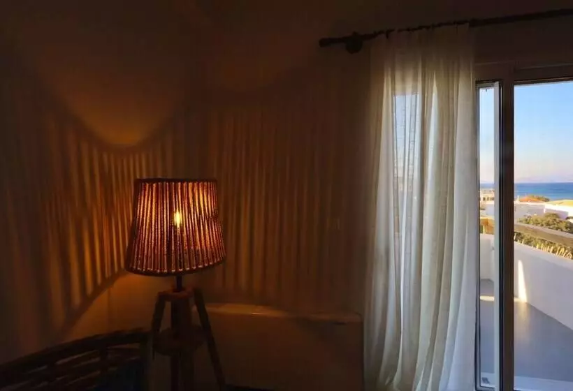 Alsea Seafront Apartments