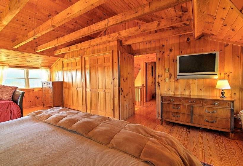 Bearpen Lodge On 125 Acres Near Belleayre Mtn!