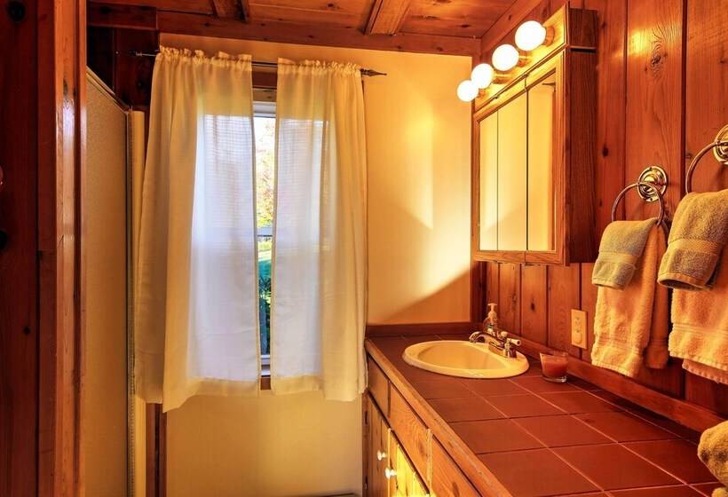 Bearpen Lodge On 125 Acres Near Belleayre Mtn!