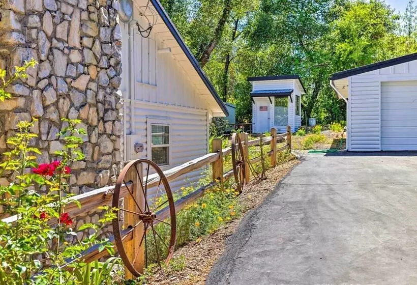 Steps To Dtwn Murphys: Cottage W/ Furnished Porch