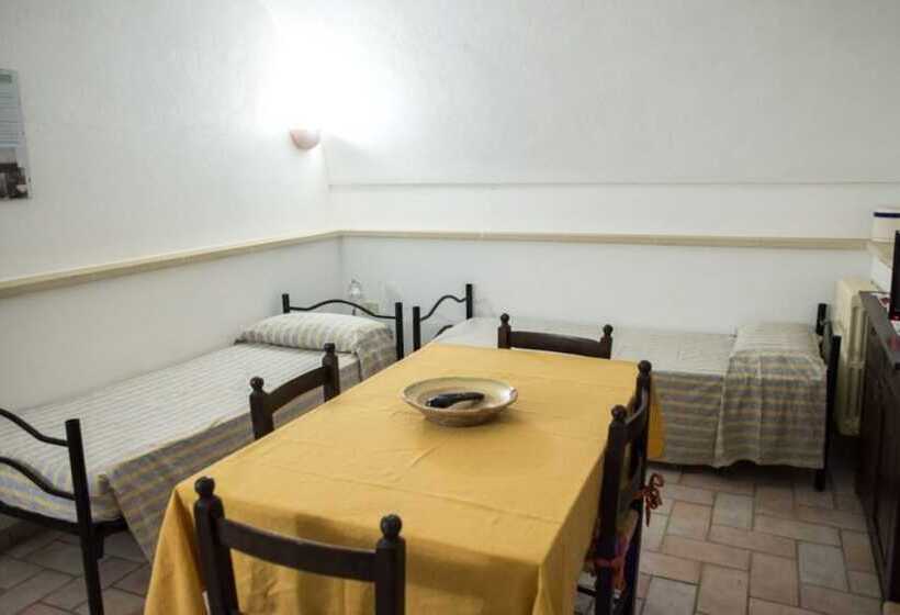 Bed and Breakfast Room In Apartment   Two Rooms Apartment In Agriturismo Serine Num1