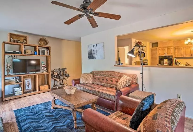 Peaceful Cabin W/ Deck & Grill: 1 Mi To Crown King