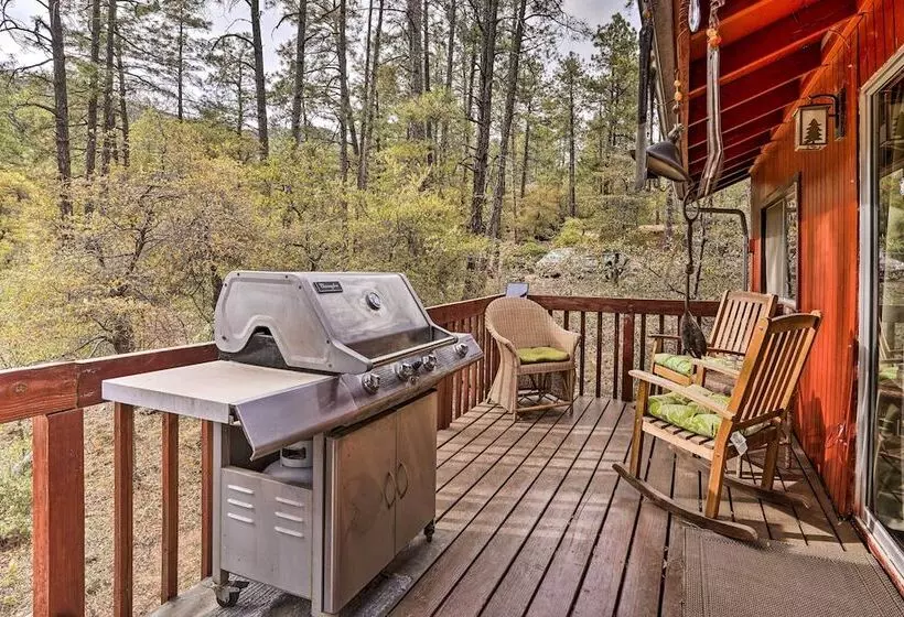 Peaceful Cabin W/ Deck & Grill: 1 Mi To Crown King