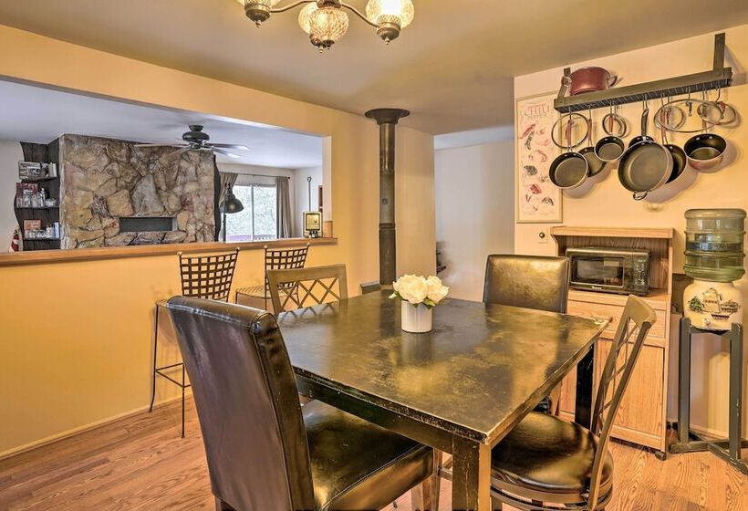 Peaceful Cabin W/ Deck & Grill: 1 Mi To Crown King