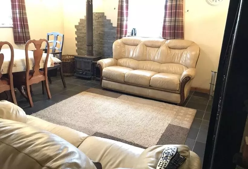 Cottage On Exmoor   Sleeps 8 & Parking