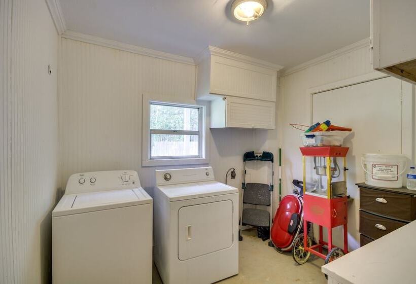 Charming Bay St Louis Cottage   4 Mi To Casino!