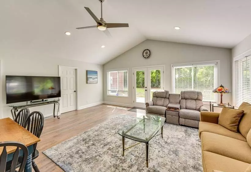 Charming Bluffton Vacation Home W/ Yard!