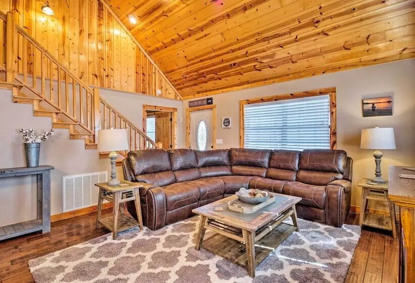 Modern Cabin W/ Grill Near Golf & Bass Fishing!