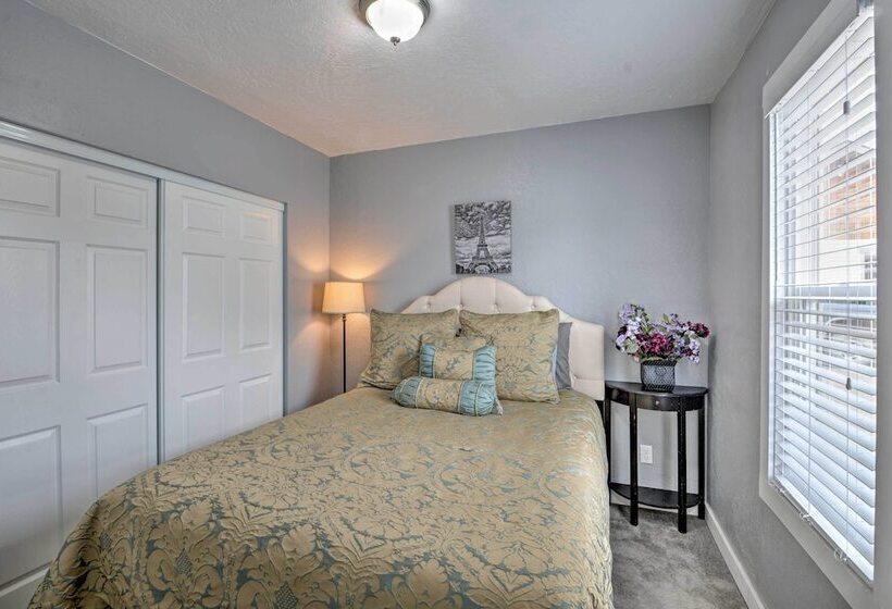 Cozy Great Falls Retreat