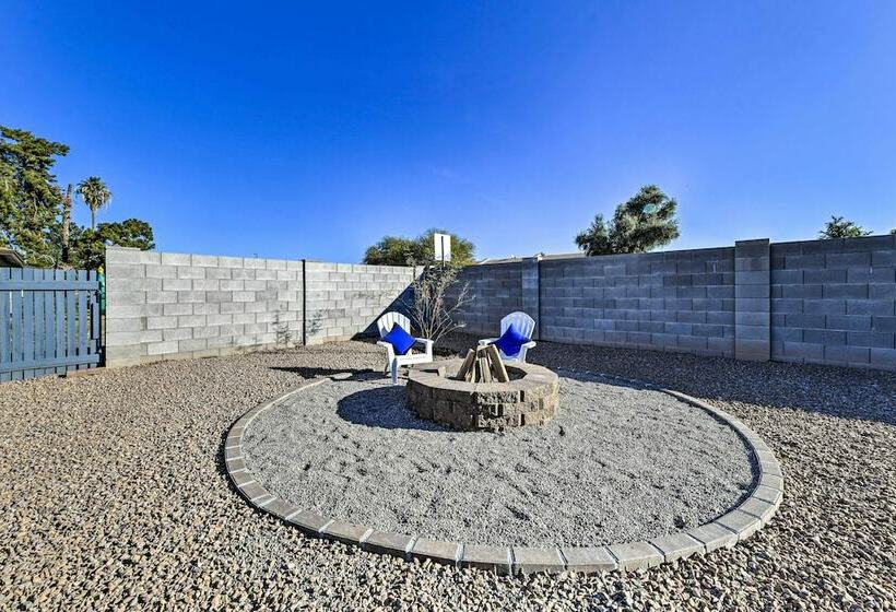 Downtown Gilbert Home W/ Fenced Yard & Fire Pit!