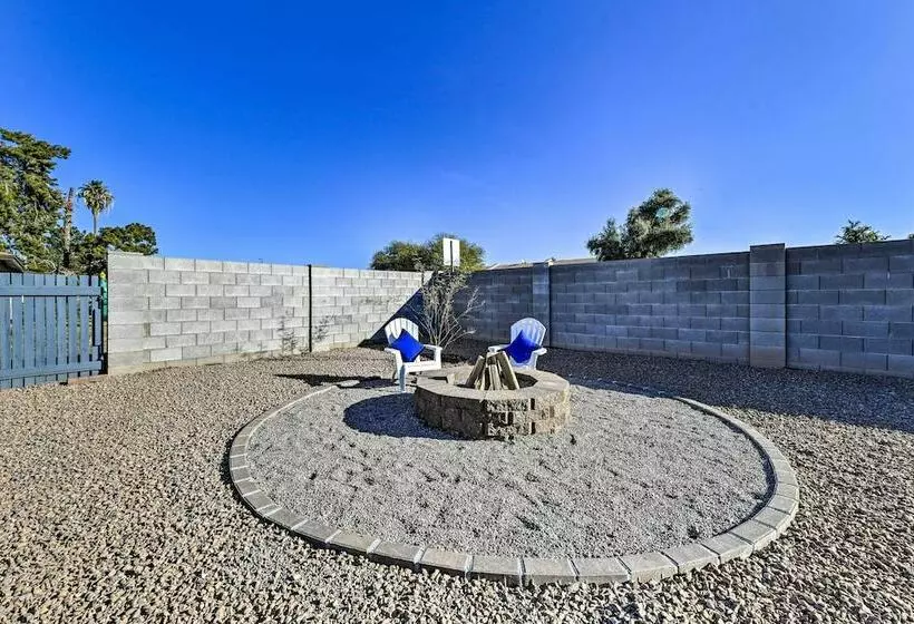 Downtown Gilbert Home W/ Fenced Yard & Fire Pit!