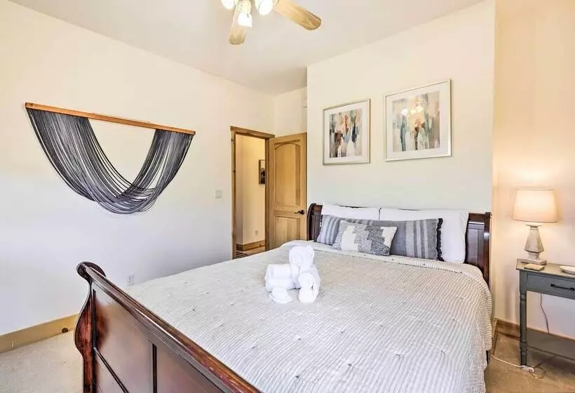 Family Friendly Cabin By Golf Course & Marina