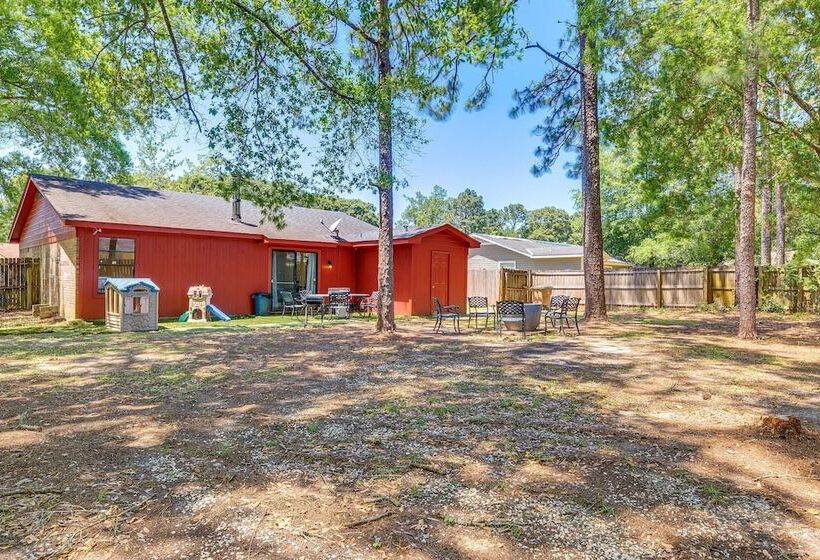 Family Friendly Mobile Retreat W/ Spacious Yard!