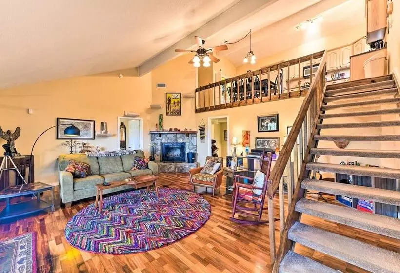 Franklin Cabin: Deck With Smoky Mountain Views!