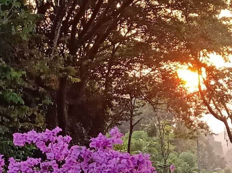 פונדק Aqsa Guest House Ciamis