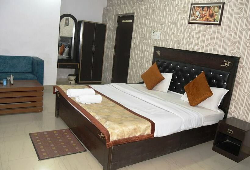 Отель Udika Palace