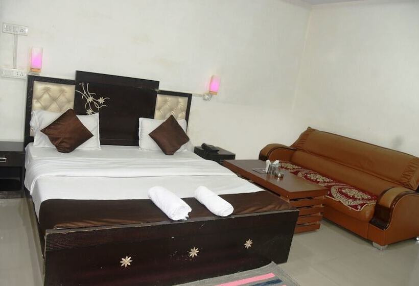 Отель Udika Palace