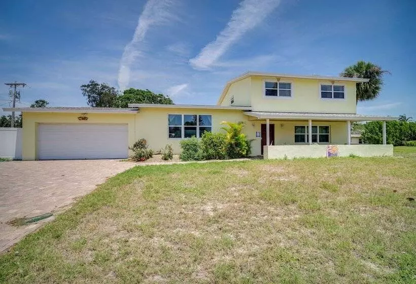 Indian Harbour Beach Home W/ Private Pool!