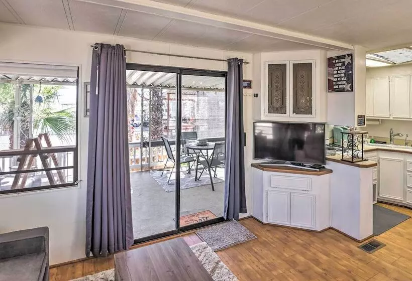 Cozy Lake Havasu City Home W/ Dock & Beach Access!