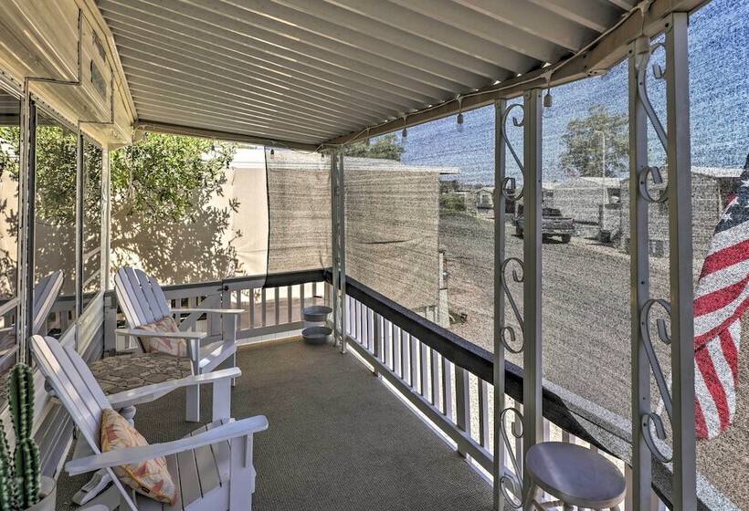 Cozy Lake Havasu City Home W/ Dock & Beach Access!