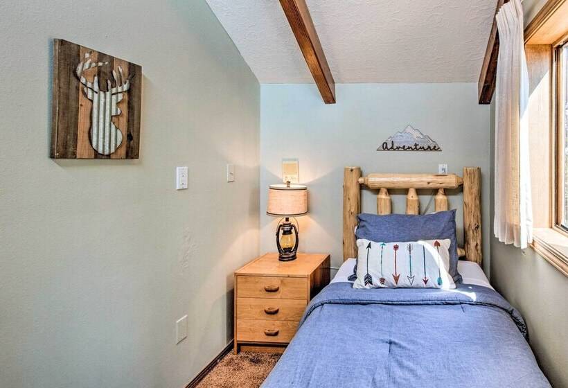 Hot Tub, Game Room: Spacious Angel Fire Retreat!