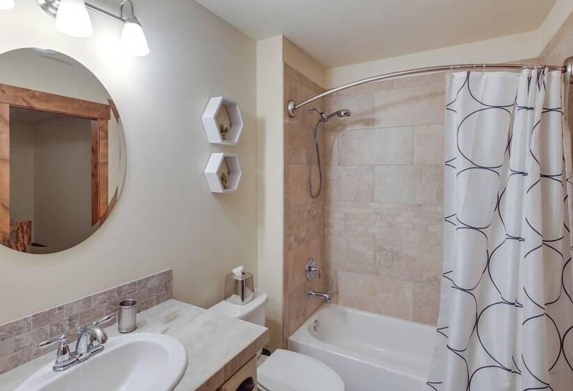 Loon Lake Waterfront Retreat: 2 Decks & Dock!