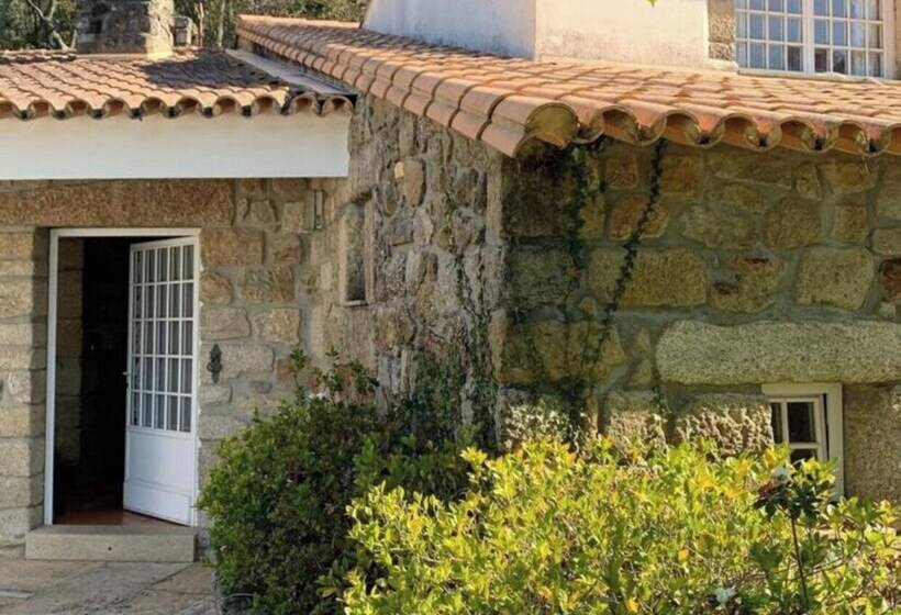 Lovely 6 Bed Cottage In Barcelos Vila Cova
