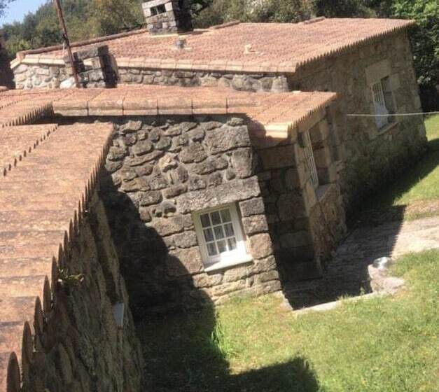 Lovely 6 Bed Cottage In Barcelos Vila Cova