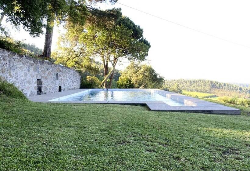 Lovely 6 Bed Cottage In Barcelos Vila Cova