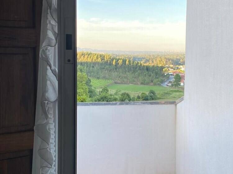 Lovely 6 Bed Cottage In Barcelos Vila Cova