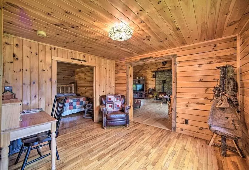 Lovely Fort Ann Lodge   10 Mi To Lake George!