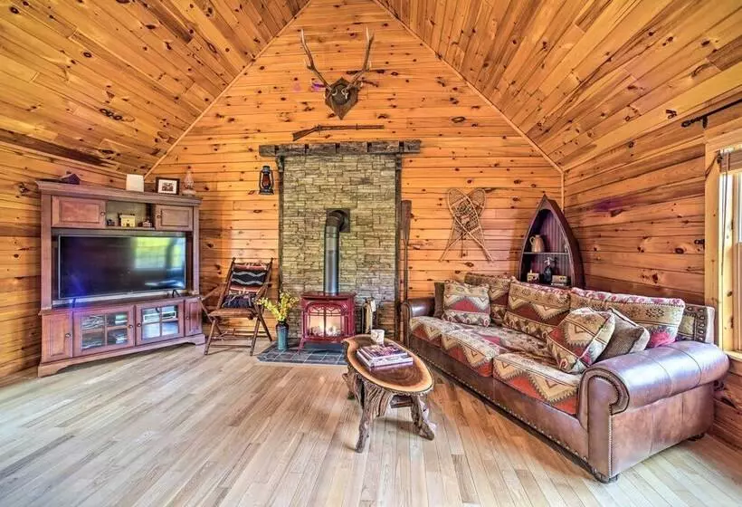 Lovely Fort Ann Lodge   10 Mi To Lake George!