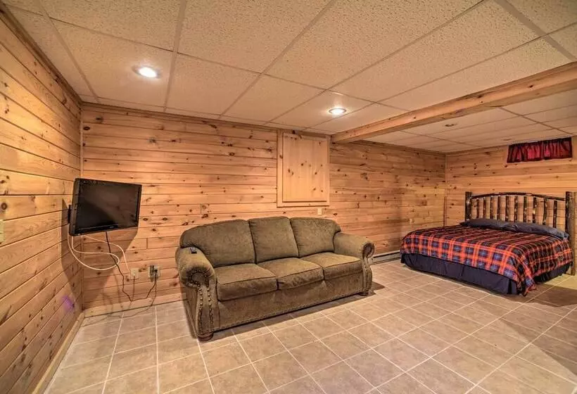 Lovely Fort Ann Lodge   10 Mi To Lake George!