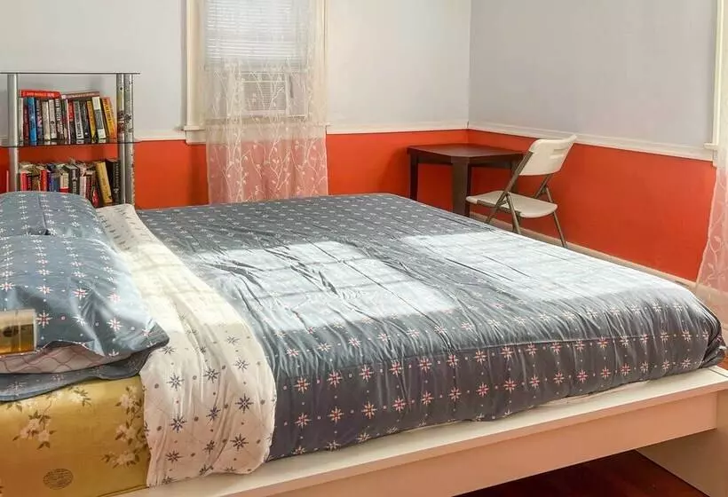 Lovely Home Near Fdu & Holy Name Hospital!