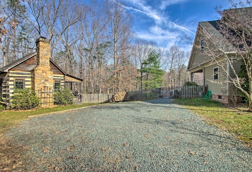 Numerous On Site Trails: Earlysville Wooded Cabin