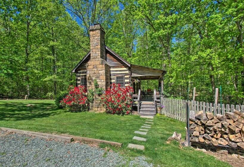 Numerous On Site Trails: Earlysville Wooded Cabin