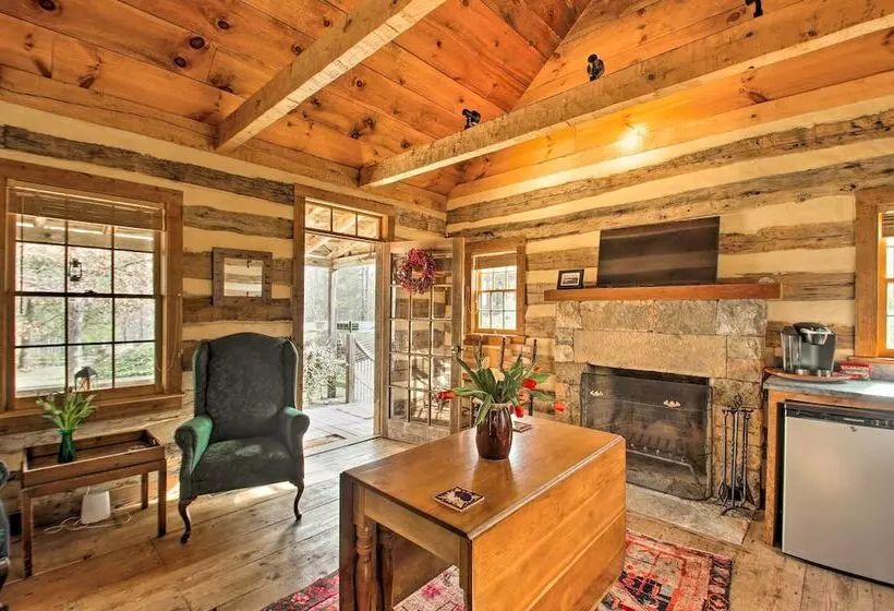 Numerous On Site Trails: Earlysville Wooded Cabin