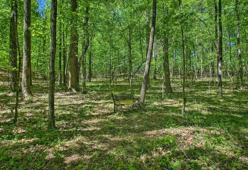 Numerous On Site Trails: Earlysville Wooded Cabin