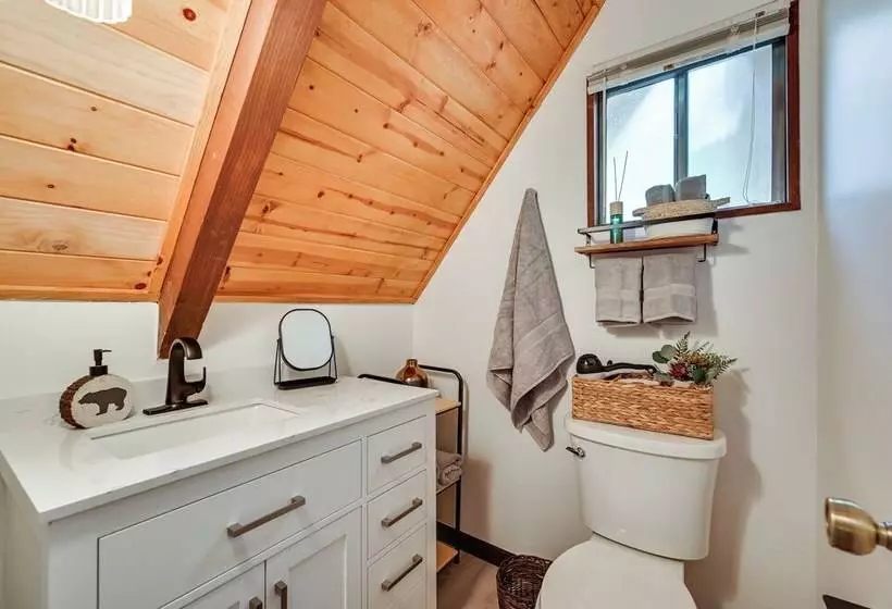 Munds Park A Frame Cabin W/ Deck & Grill