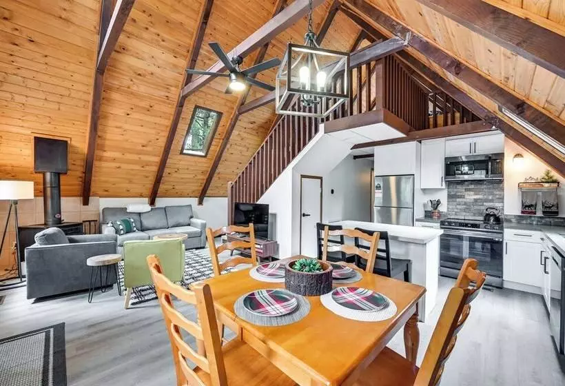 Munds Park A Frame Cabin W/ Deck & Grill