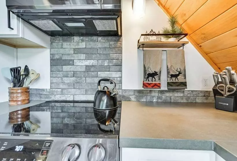 Munds Park A Frame Cabin W/ Deck & Grill