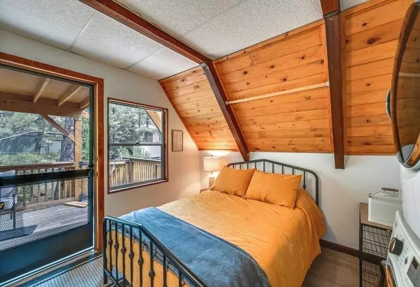 Munds Park A Frame Cabin W/ Deck & Grill