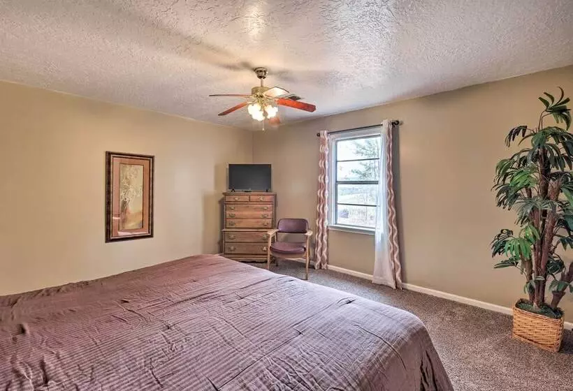 Charming Gadsden Home W/ Golf Course Views!