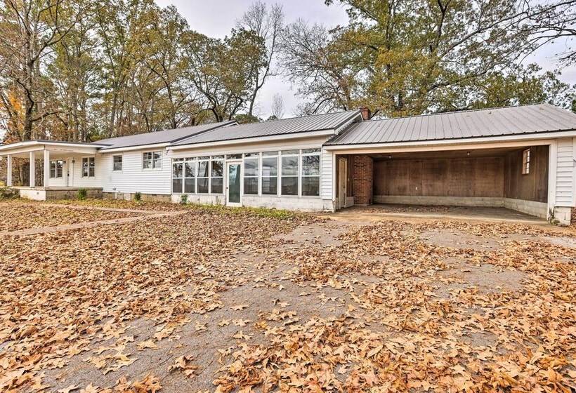 Charming Gadsden Home W/ Golf Course Views!